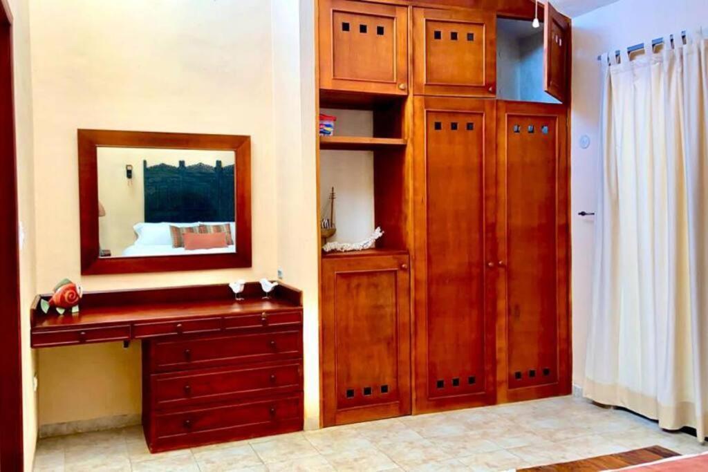 Beachfront Apartment With Swimming Pool. One Bedroom Celestun Exterior foto